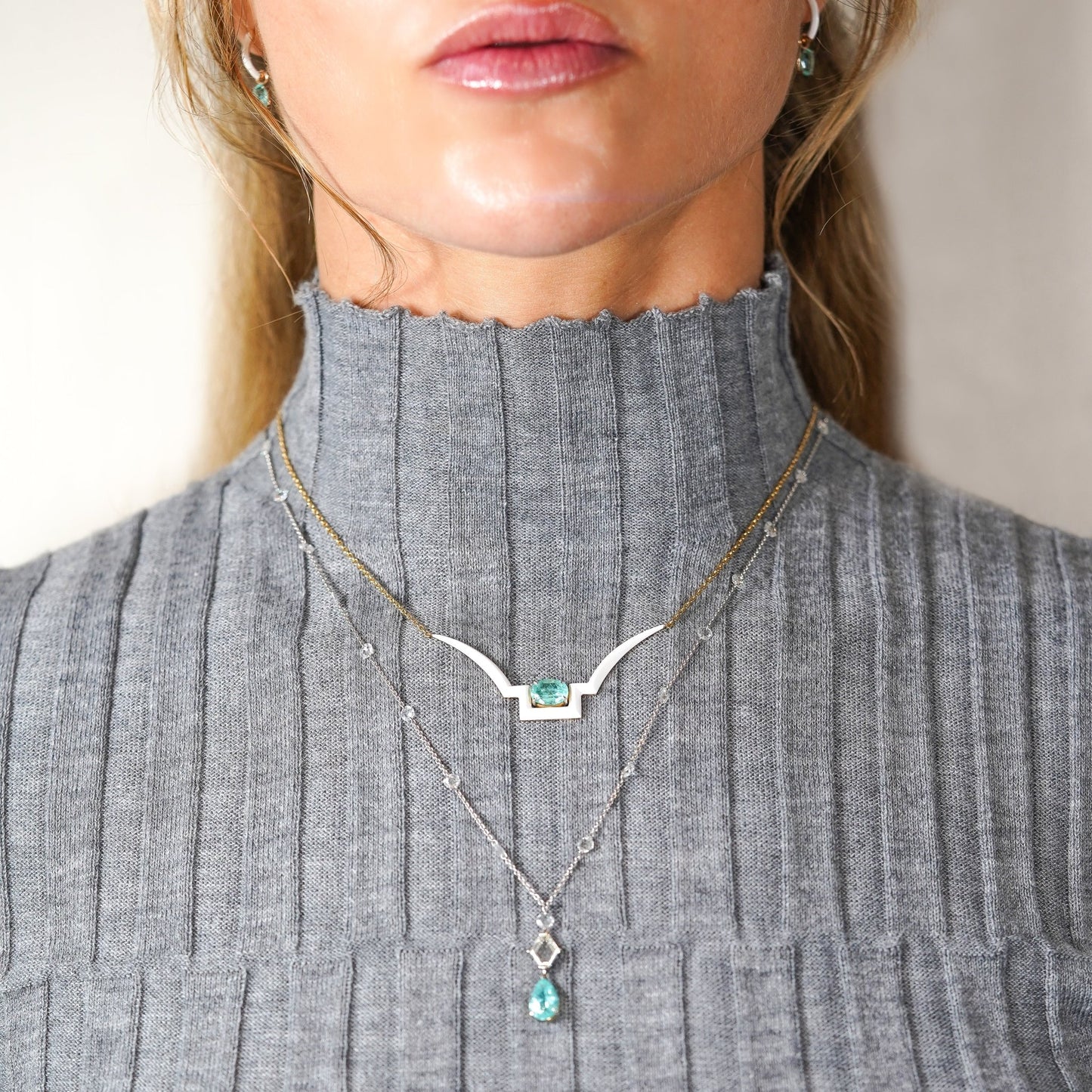 Taura necklace with 1.50 ct. oval paraiba tourmaline - Ines Nieto London